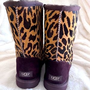 Leopard print Uggs - worn once, size 9 🐆